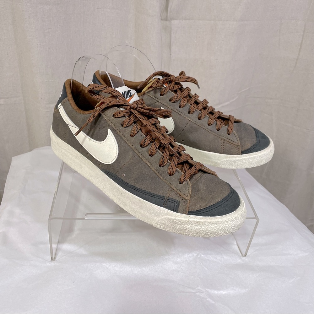 Nike Brown Blazer 77 Low Sneakers